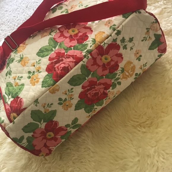 The Pioneer Woman Vintage Floral Travel Bag - Picture 6 of 10